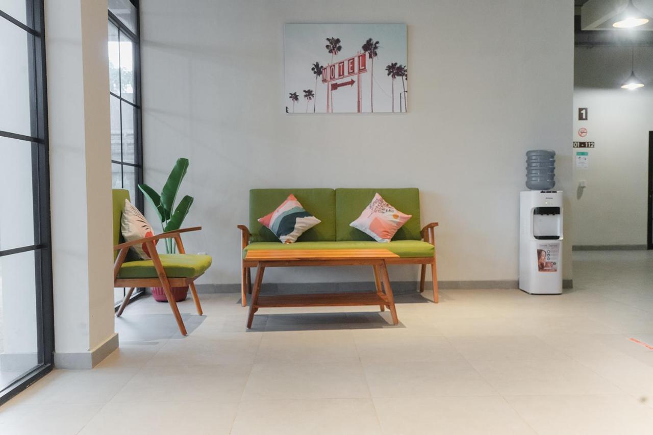 Social Hub By Twospaces Hotel Jakarta